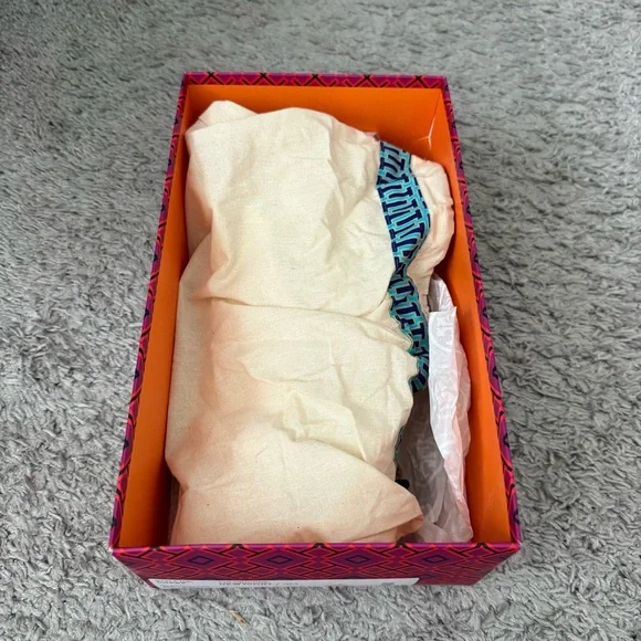 Tory Burch MILLER SOFT SANDAL - Picture 9 of 10